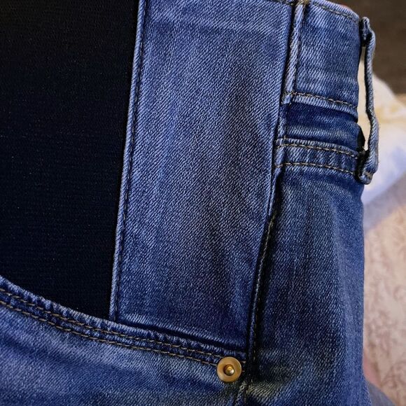 Maternity Distressed Side Panel Shorts 14/32 - Picture 10 of 12